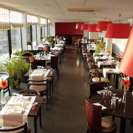 Inter-hotel Le Plaisance 호텔