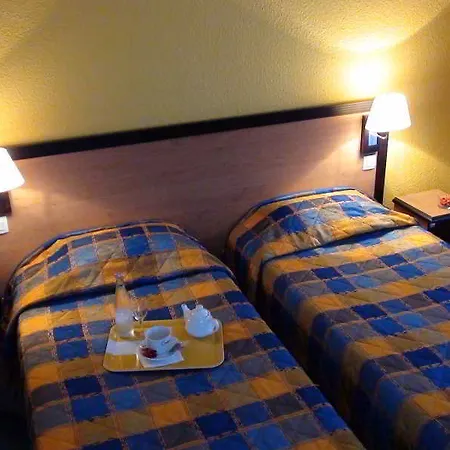 Inter-hotel Le Plaisance 3* 브레스트